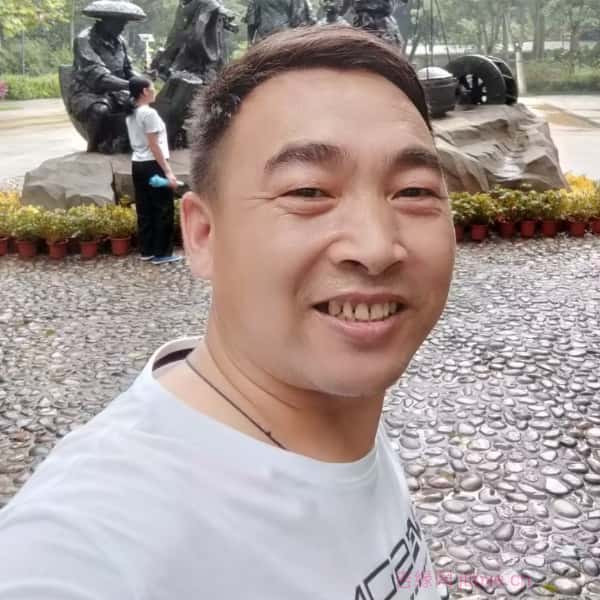 黑龙江43岁单身帅哥真诚找对象-钦州征婚网