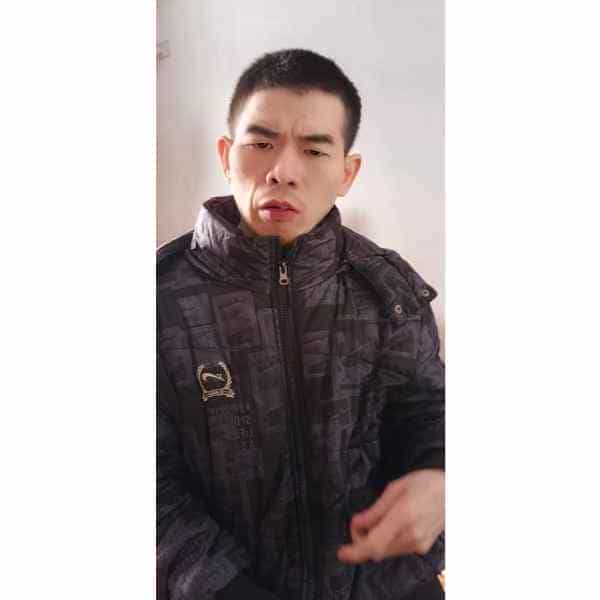 33岁岁四川单身帅哥 - 钦州吉缘网