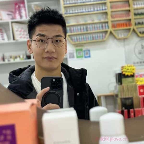29岁岁陕西单身帅哥 - 钦州吉缘网