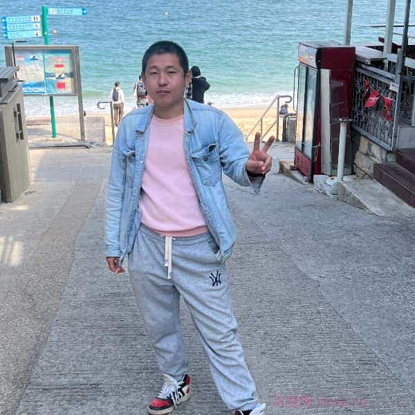 33岁岁河南单身帅哥 - 钦州吉缘网